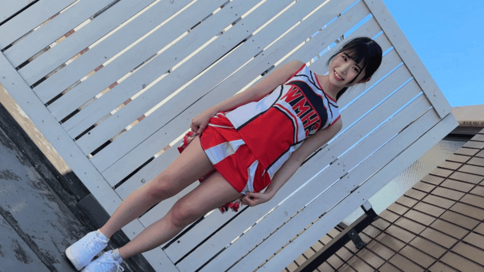 【smub024】ももちゃんの名前は？部活終わりの汗だくチアガールと中出し交尾